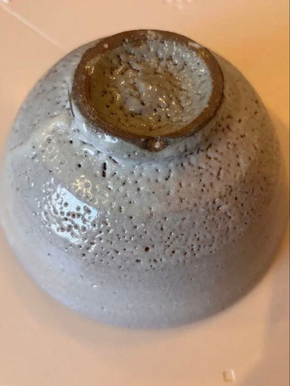 Oka Shoichiro Ash Glaze Ido Chawan Rakuro Kiln — Gray-Green Hai-yu Tea Bowl w/ Tomobako