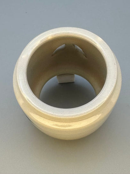 Bamboo Futaoki Lid Rest by Makuzu Kosai — Kyoto Kinrande Porcelain Tea Ceremony Utensil