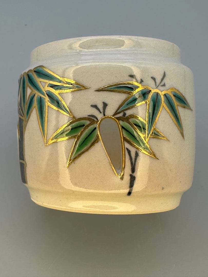 Bamboo Futaoki Lid Rest by Makuzu Kosai — Kyoto Kinrande Porcelain Tea Ceremony Utensil