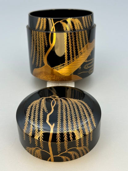 Otao Shigenori Yukibuki — Willow Bridge Gold Maki-e Lacquer