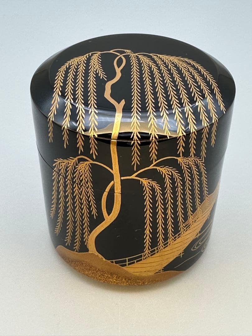 Otao Shigenori Yukibuki — Willow Bridge Gold Maki-e Lacquer