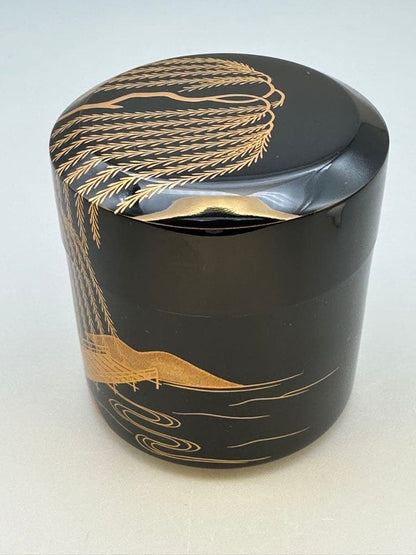Otao Shigenori Yukibuki — Willow Bridge Gold Maki-e Lacquer