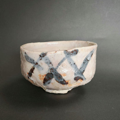Ando Minoru E-Shino Tea Bowl - Iron Lattice Motif Mino Chawan with Box