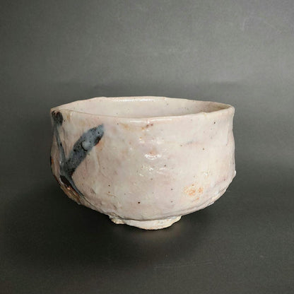 Ando Minoru E-Shino Tea Bowl - Iron Lattice Motif Mino Chawan with Box