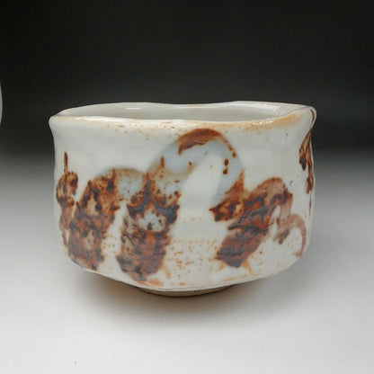 Shino Ware Tea Bowl by Tanaka Genya - Kikuizumi Kiln E-Shino Chawan with Signed Box