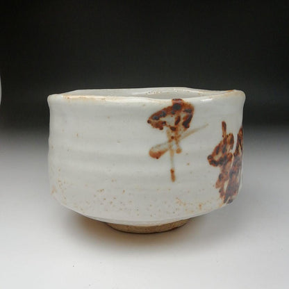 Shino Ware Tea Bowl by Tanaka Genya - Kikuizumi Kiln E-Shino Chawan with Signed Box