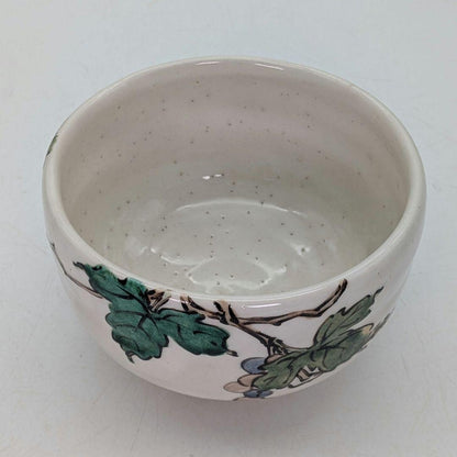 Iro-e Grape Vine Tea Bowl by Rikiishi Shunji — Polychrome Mashiko Chawan