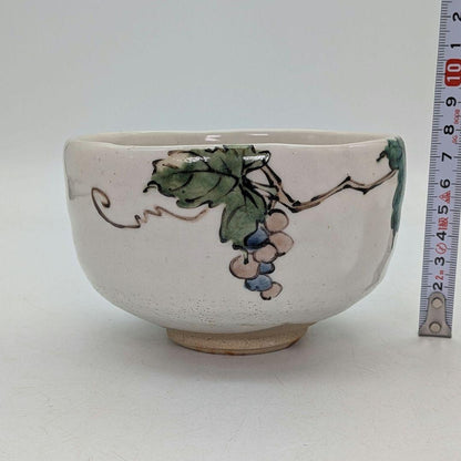 Iro-e Grape Vine Tea Bowl by Rikiishi Shunji — Polychrome Mashiko Chawan