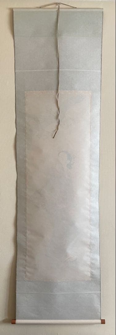 Japanese Hanging Scroll Bijinga Beauty Tsuge Suiho — Standing Figure with Plum Blossom, Signed, Tomobako