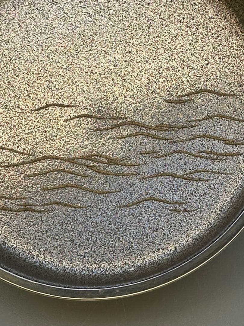 Haruno Kogo Incense Container by Okamoto Shisendo | Kyoto Tame-nuri Lacquer, Gold-Silver Maki-e Spring Field, Nashiji Interior, Tomobako