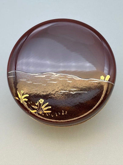 Haruno Kogo Incense Container by Okamoto Shisendo | Kyoto Tame-nuri Lacquer, Gold-Silver Maki-e Spring Field, Nashiji Interior, Tomobako