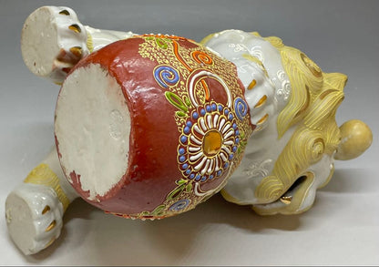 Kutani White Shishi Guardian Lion on Temari Ball | Gold Overglaze Enamel Figurine