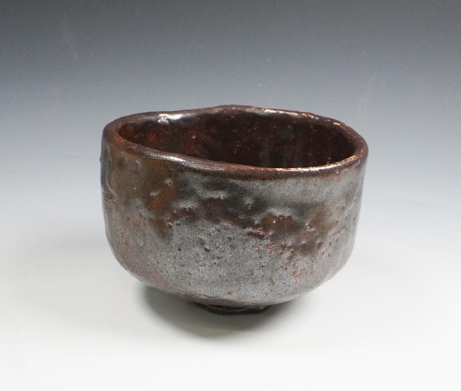 Kano Hakuo Tea Bowl "Houn" — Black Raku, Named Work, Tomobako