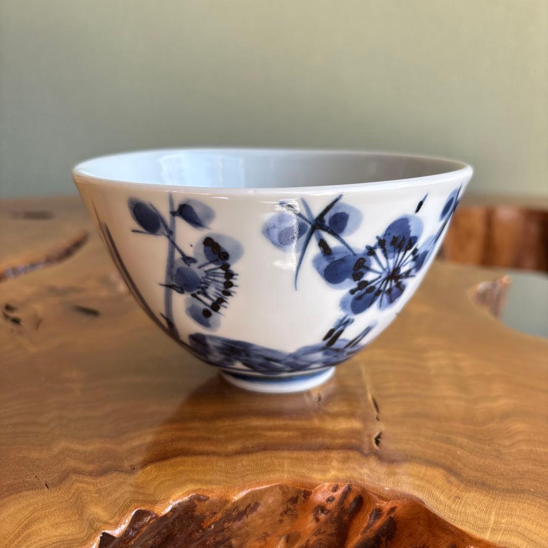 Sometsuke Plum Blossom Chawan — Yoshida Ryuzo, Konda Kiln, White Porcelain, Tomobako