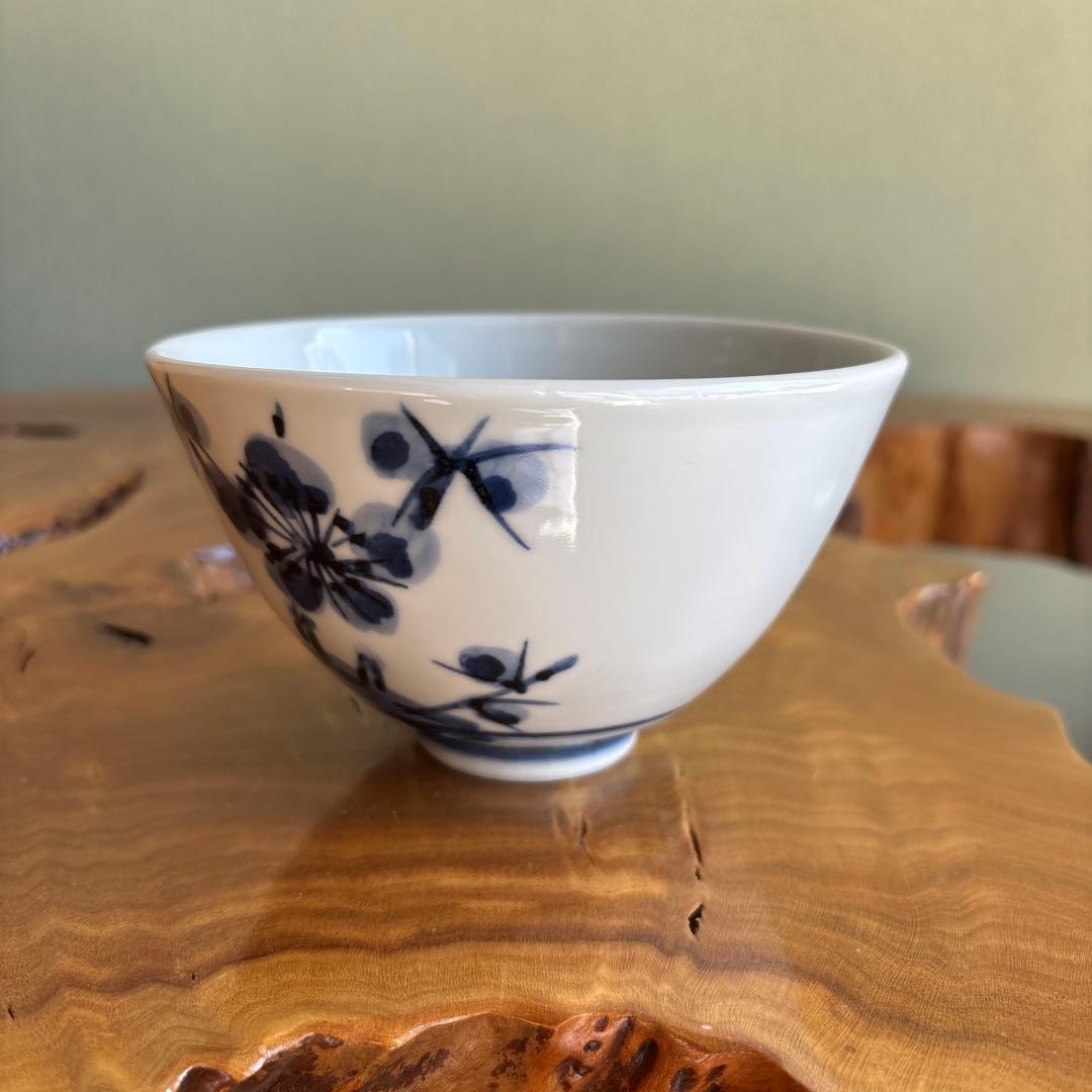 Sometsuke Plum Blossom Chawan — Yoshida Ryuzo, Konda Kiln, White Porcelain, Tomobako