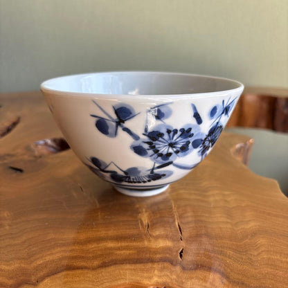 Sometsuke Plum Blossom Chawan — Yoshida Ryuzo, Konda Kiln, White Porcelain, Tomobako