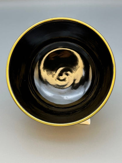 Kuroji Shunso Chawan by Miyagawa Kôrin — Black Ground Spring Grass Tea Bowl, Gold Rim, Wood Box
