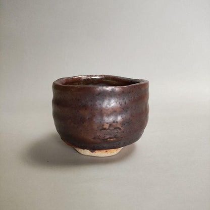 Hon'ami Mitsutaka Shino Guinomi - Iron Glaze Grass Motif Sake Cup with Signed Box