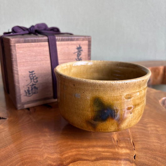 Kiseto Matcha Bowl by Tsukimura Masahiko — Mino Amber Glaze, Tanpan Spot, Signed Wooden Box