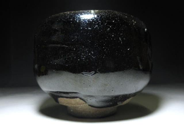 Kuro Raku Chawan Black Tea Bowl by Raku Ryonyu IX with Tannyu X Hakogaki, Antique Kiri Box, Edo Period Japanese Tea Ceremony Ware
