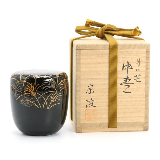 Musashino Maki-e Lacquer Tea Caddy by Tanaka Soryo — Natsume