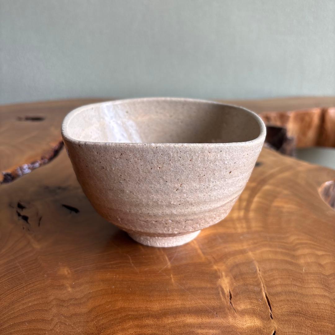 Kohiki Square Tea Bowl by Okumura Koichi - Japanese Matcha Chawan Shihō-Chawan with Signed Box