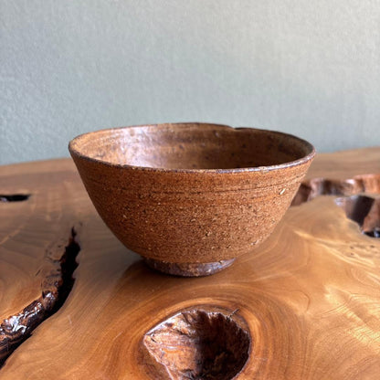 Echizen-yaki Tea Bowl from Genpingama Kiln — Iron Stoneware Wabi Chawan