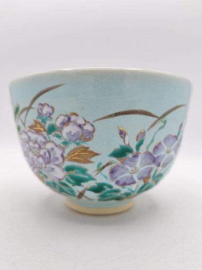 Four Seasons Floral Tea Bowl by Nakamura Ryōji — Ash Glaze, Overglaze Enamel, Kyoto Tradition