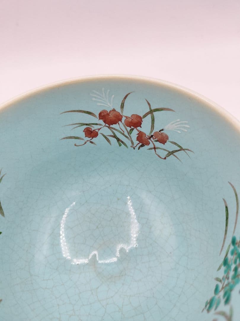 Four Seasons Floral Tea Bowl by Nakamura Ryōji — Ash Glaze, Overglaze Enamel, Kyoto Tradition