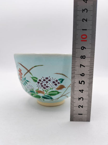 Four Seasons Floral Tea Bowl by Nakamura Ryōji — Ash Glaze, Overglaze Enamel, Kyoto Tradition