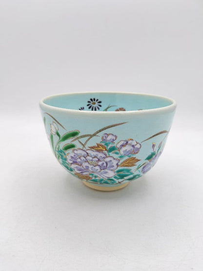 Four Seasons Floral Tea Bowl by Nakamura Ryōji — Ash Glaze, Overglaze Enamel, Kyoto Tradition