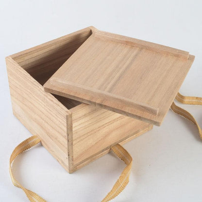 Miura Chikken — Kenzan-utsushi Pine Motif Chawan, Tomobako | Kyoto Tea Bowl