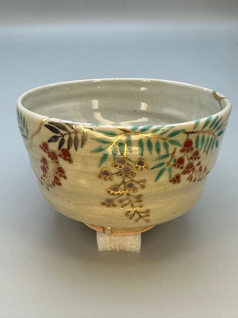 Iroe Wisteria Matcha Bowl by Tanaka Juho — Kyoto Overglaze Enamel Chawan with Tomobako