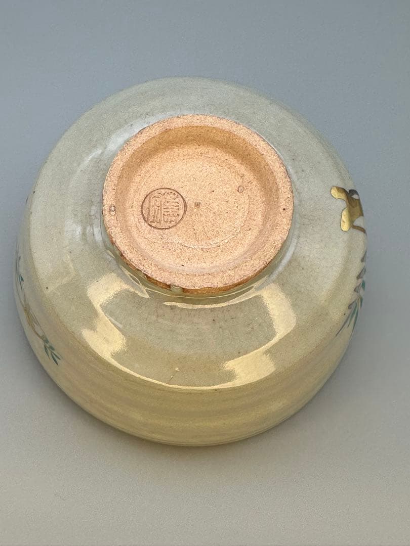 Iroe Wisteria Matcha Bowl by Tanaka Juho — Kyoto Overglaze Enamel Chawan with Tomobako
