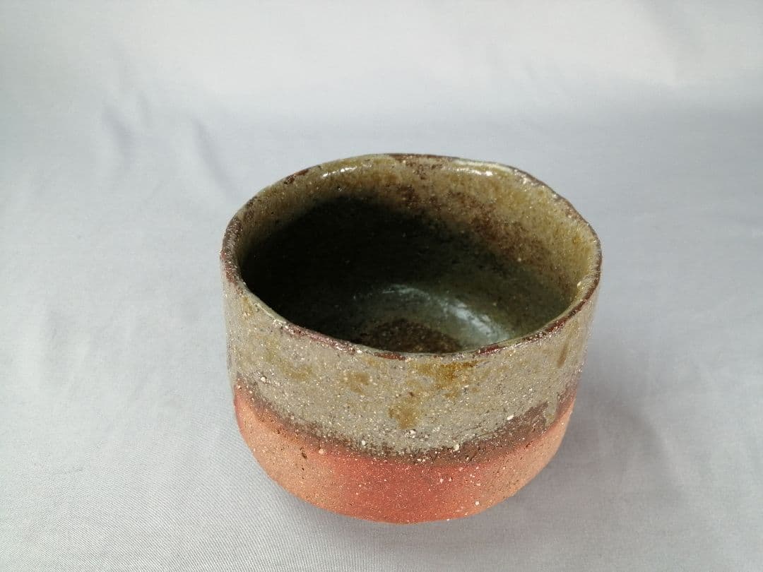 Irabo Glaze Tea Bowl by Kōzō - Earthy Cylindrical Chawan with Signed Box