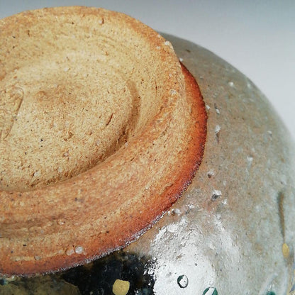 Ash Glaze Old Pine Tea Bowl by Somayama Keigetsu - Kyoto Ware Enamel
