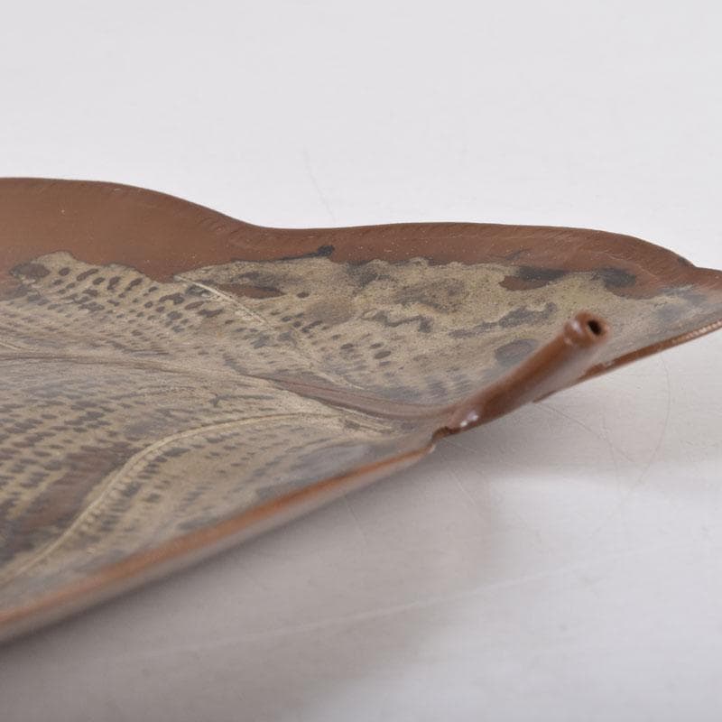 Takaoka Cast Bronze Leaf Tray by Nishimura Yoshimitsu with Tomobako