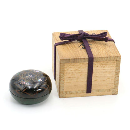 Zonsei-nuri Lacquer Incense Container by Asahi Koen — Raden Floral
