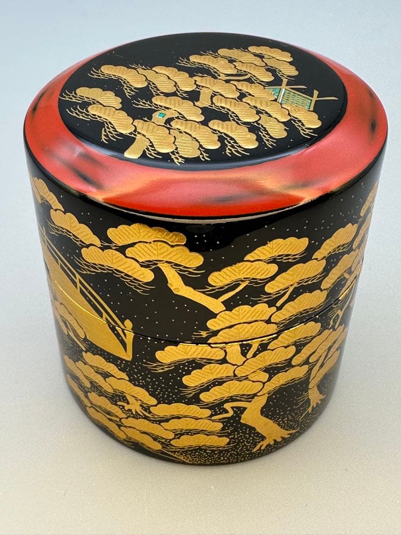 Sumiyoshi Maki-e Lacquer Tea Caddy by Wada Juho — Natsume