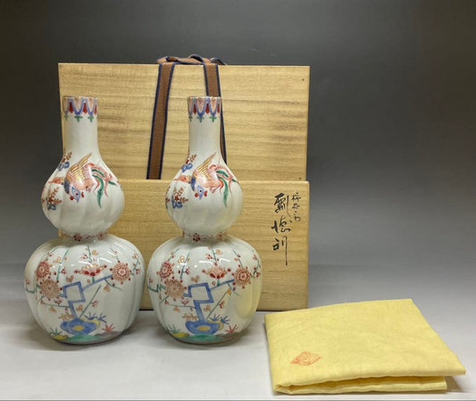 Kakiemon Double Gourd Vase Pair — Phoenix Iro-e Porcelain Set of 2