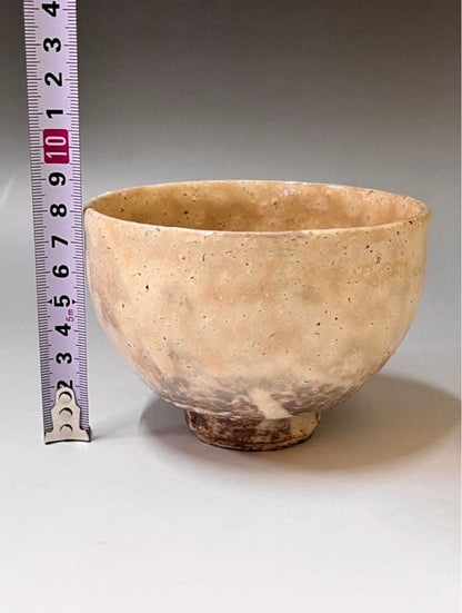White Hagi Tea Bowl by Kaneko Matsunobu - Shōen-gama Kiln Chawan with Signed Box