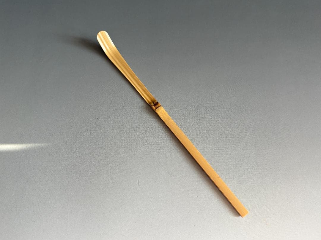 Bamboo Chashaku Tea Scoop by Daitokuji Zuikōin Sōgen - Mei Shunshō