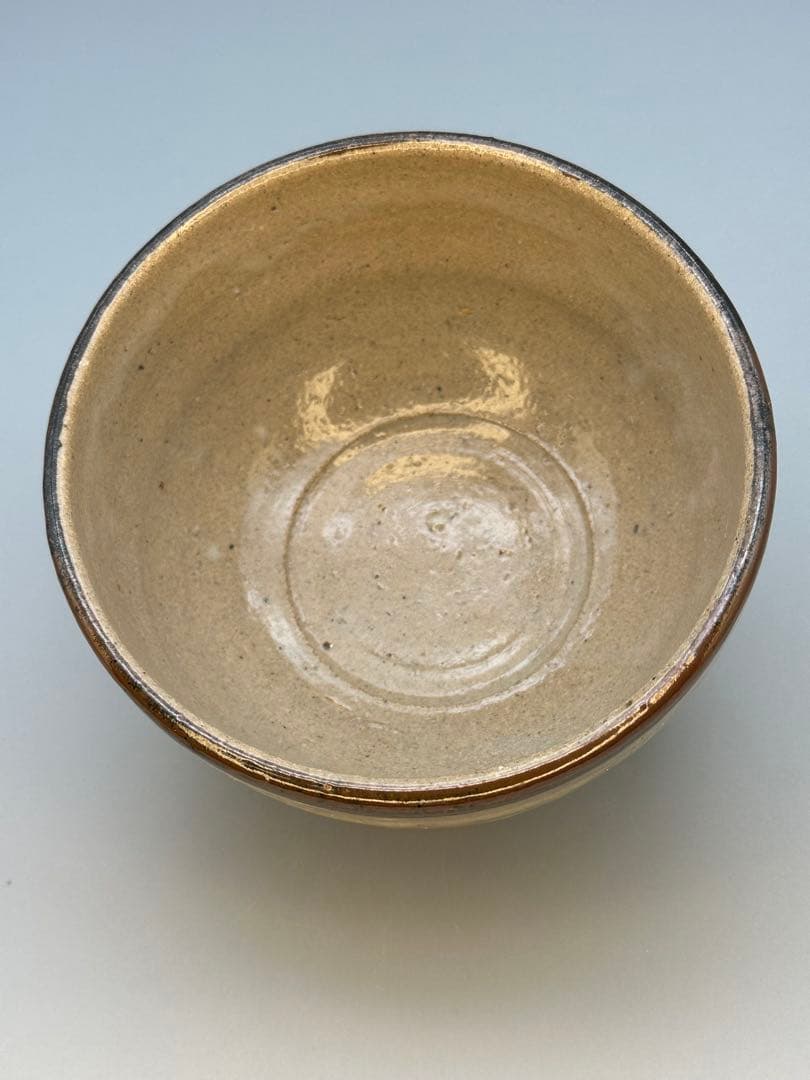 Nakazato Taroemon XIII Karatsu Kawakujira Chawan — Tomobako