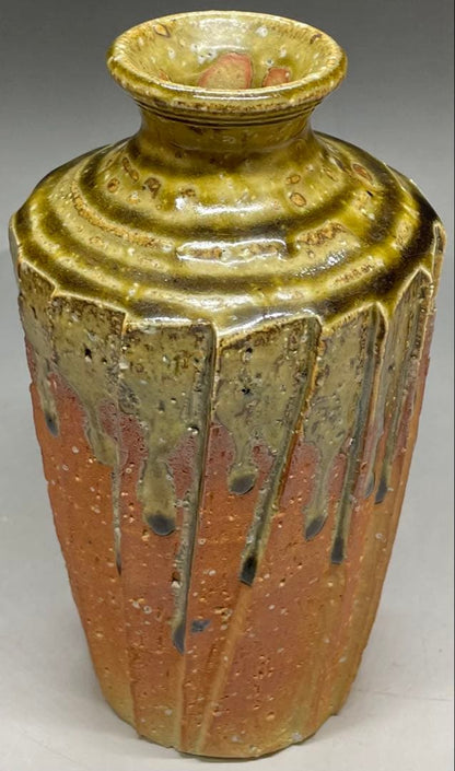 Shigaraki Faceted Flower Vase by Takahashi Rakusai — Natural Ash Glaze, Signed Box