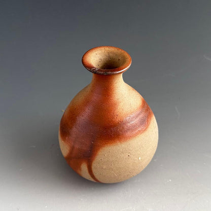 Bizen Hidasuki Tokkuri by Isezaki Taku - Fire-Cord Sake Bottle with Signed Box