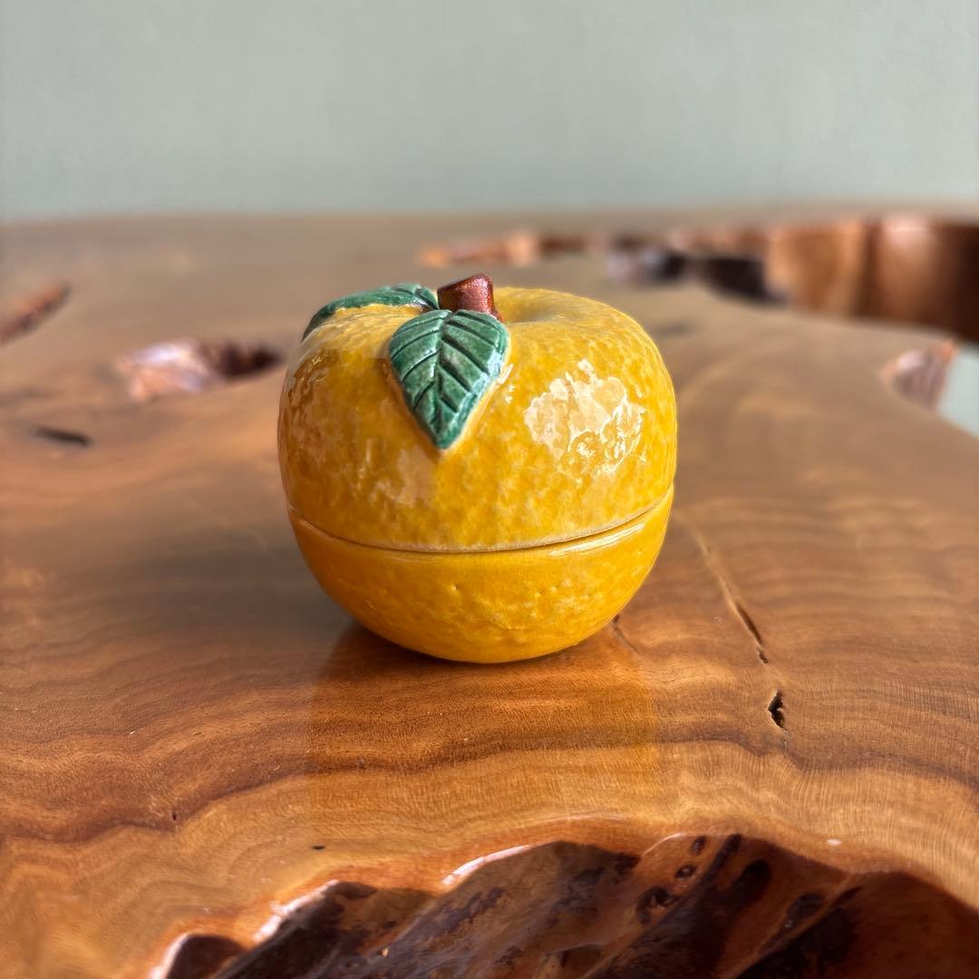 Yuzu Incense Container by Sasaki Shoraku with Original Box, Tea Ceremony