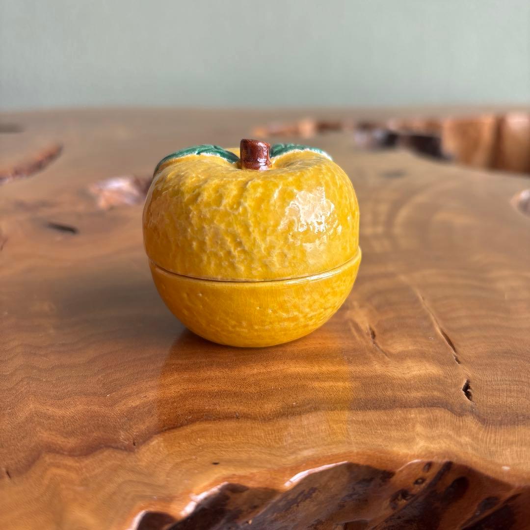 Yuzu Incense Container by Sasaki Shoraku with Original Box, Tea Ceremony