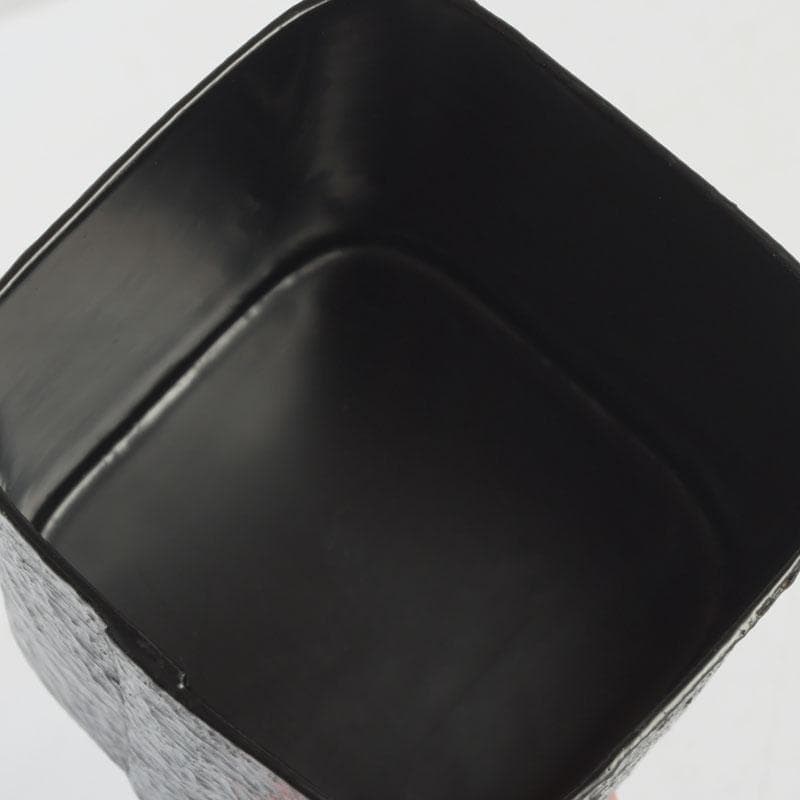 Shoho — Tachi-bina Maki-e Ikkan Natsume, Black Lacquer Tea Caddy with Hina Dolls and Plum