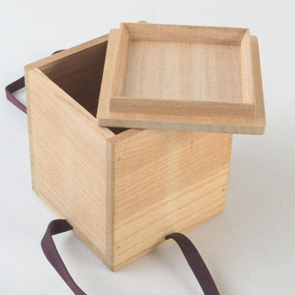 Shoho — Tachi-bina Maki-e Ikkan Natsume, Black Lacquer Tea Caddy with Hina Dolls and Plum