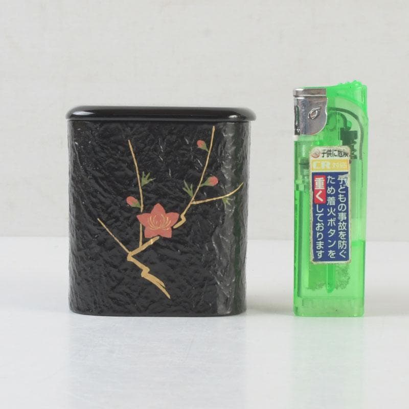 Shoho — Tachi-bina Maki-e Ikkan Natsume, Black Lacquer Tea Caddy with Hina Dolls and Plum